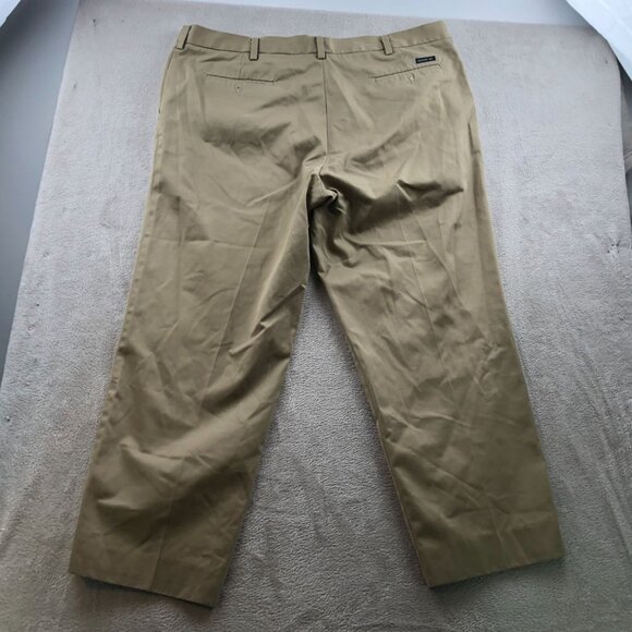 Dockers Mens D3 Pants Size 44x30 Classic Fit Khaki Chino Flat Front Casual Tan - Picture 16 of 16